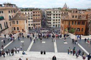 Piazza di Spagna - Via dei Condotti